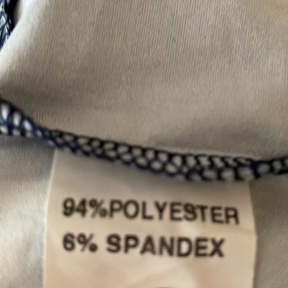 ROMPER Size Large - Picture 9 of 9